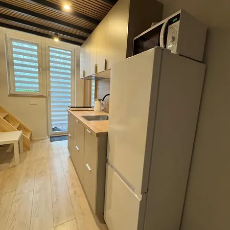 Apartment Peaceful Den With Glimpse - Third